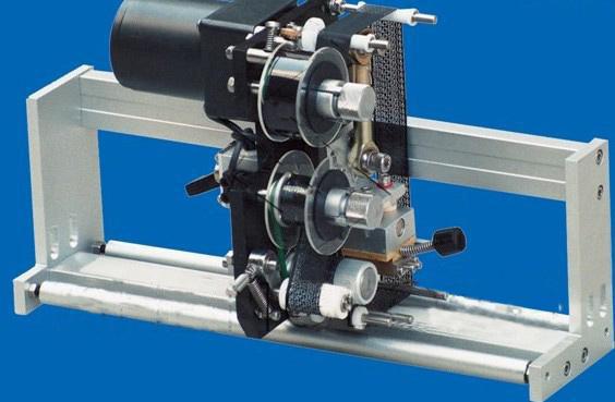 ਸਵੈ-ਚਿਪਕਣ ਵਾਲਾ ਸਟੀਕਰ ਲੇਬਲਿੰਗ ਮਸ਼ੀਨ ਕੱਪ ਲੇਬਲਿੰਗ ਮਸ਼ੀਨ ਚੰਗੀ ਤਰ੍ਹਾਂ ਜਾਣਿਆ ਜਾਂਦਾ ਮੁੱਖ ਕਨਵਰਟਰ