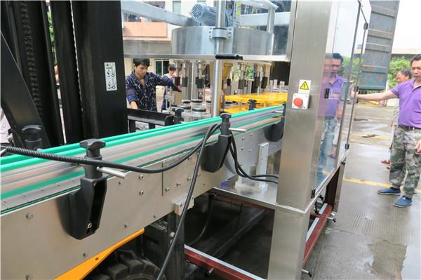 ਕੁਸ਼ਲ ਬੋਤਲ ਰੋਟਰੀ ਸਟਿੱਕਰ ਲੇਬਲਿੰਗ ਮਸ਼ੀਨ ਉਪਕਰਣ ਪੀ ਐਲ ਸੀ ਟੱਚ ਸਕ੍ਰੀਨ