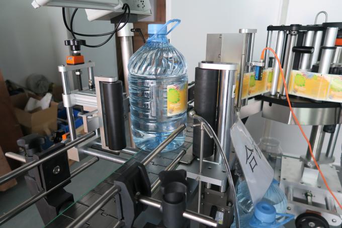 5 ਐਲ ਡ੍ਰਿੰਕਿੰਗ ਵਾਟਰ ਰਾoundਂਡ ਬੋਤਲ ਸਟਿੱਕਰ ਲੇਬਲਿੰਗ ਮਸ਼ੀਨ, ਸੈਲਫ ਅਡੈਸਿਵ ਲੇਬਲ ਸਟਿੱਕਿੰਗ ਮਸ਼ੀਨਰੀ