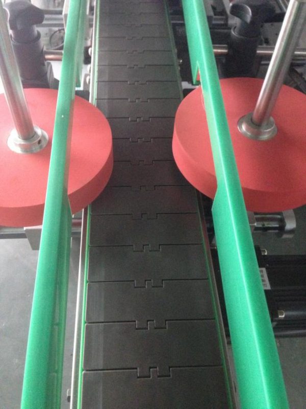 ਗੋਲ / ਵਰਗ / ਸਬਲੀਫਾਰਮ ਬੋਤਲ ਲਈ ਆਟੋਮੈਟਿਕ ਲੇਬਲ ਐਪਲੀਕੇਟਰ