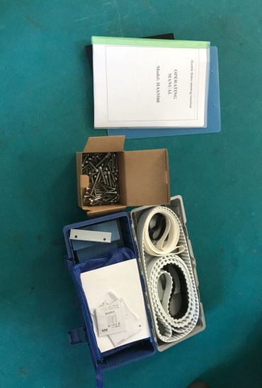 ਵਰਗ / ਗੋਲ / ਫਲੈਟ ਬੋਤਲ ਲਈ ਹਾਈ ਸਪੀਡ ਡਬਲ ਸਾਈਡ ਸਟਿੱਕਰ ਲੇਬਲਿੰਗ ਮਸ਼ੀਨ